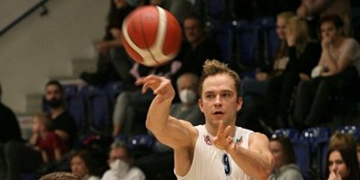 Statečný boj v Děčíně hráčům BK REDSTONE úspěch nepřinesl