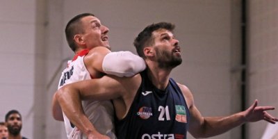 Nové tváře BK REDSTONE: bojovník pod koš a americký střelec
