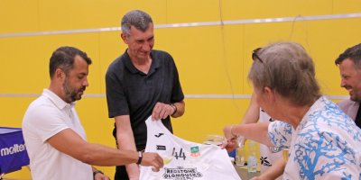 Basketbalisté pokřtili dres na novou sezonu